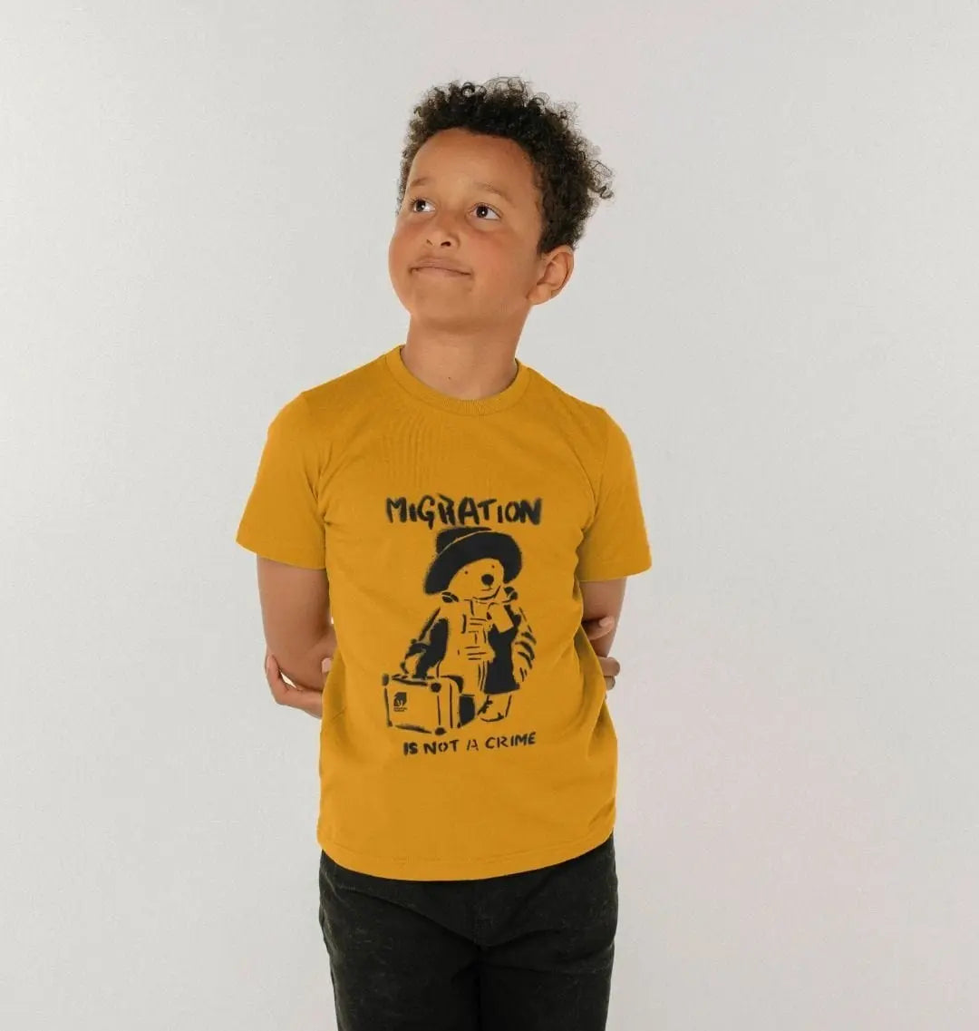 Urban Backwoods T-Shirt Donna Refugees Welcome - Cotone Pettinato, Regular Fit, Taglie XS-XXL, Stampa Di Qualità